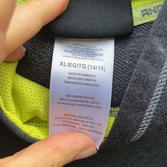 AND1 Short Sleeve Sweatshirt with Thermal Sleeves Sz XL - Picture 6 of 11